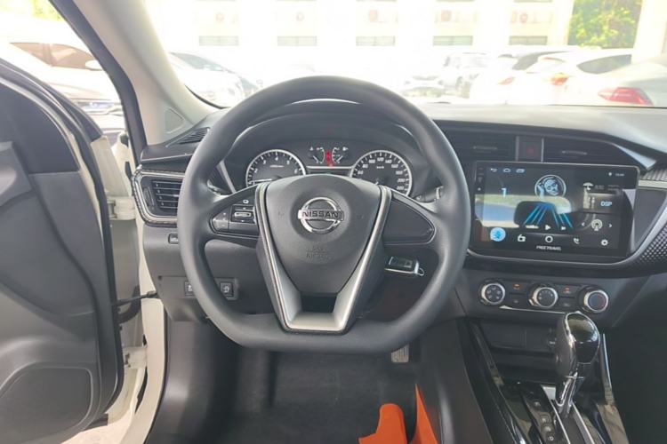 Used Nissan Lannia 2021 1.6L CVT Cool Edition Steering Wheel