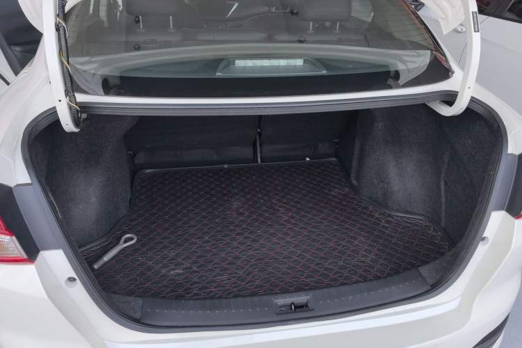 Used Nissan Lannia 2021 1.6L CVT Cool Edition Trunk