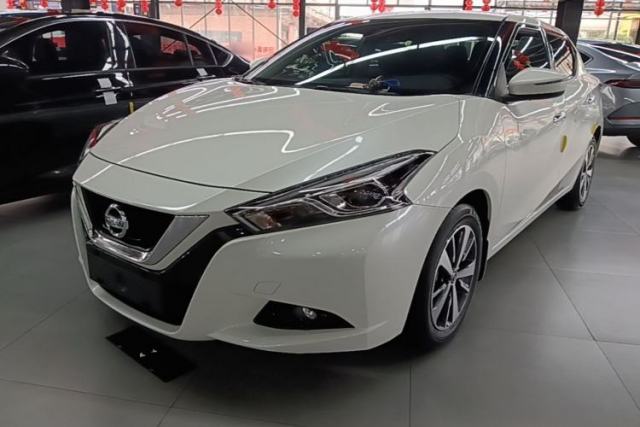 Nissan Lannia 2021 1.6L CVT Cool Edition usata