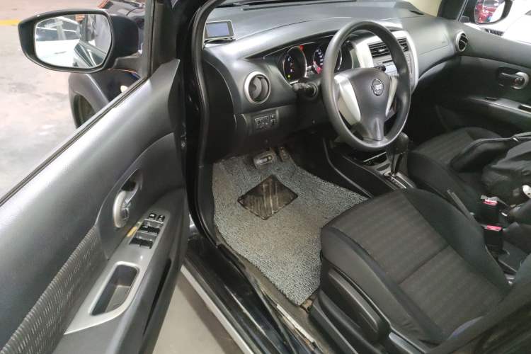 Used Nissan Livina 2013 Jinrui 1.6XL CVT Comfort Edition Driver Seat