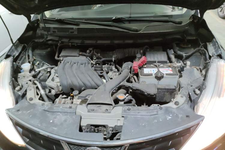 Used Nissan Livina 2013 Jinrui 1.6XL CVT Comfort Edition Engine Bay