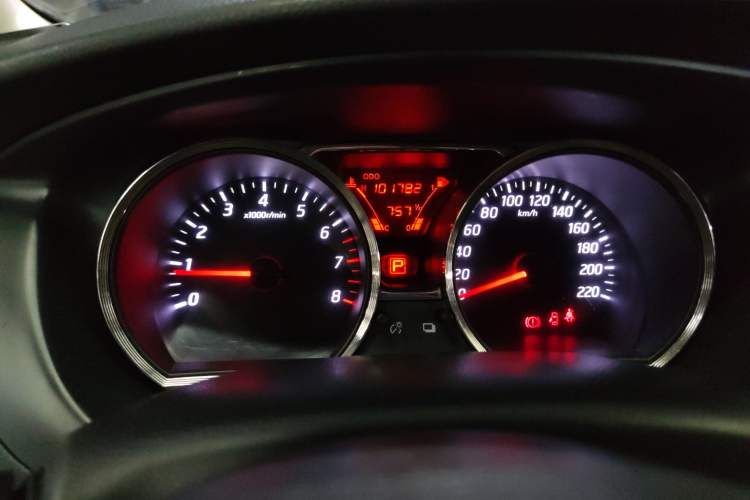 Used Nissan Livina 2013 Jinrui 1.6XL CVT Comfort Edition Instrument Cluster