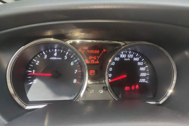 Used Nissan Livina 2013 Jinrui 1.6XL CVT Comfort Edition Instrument Cluster