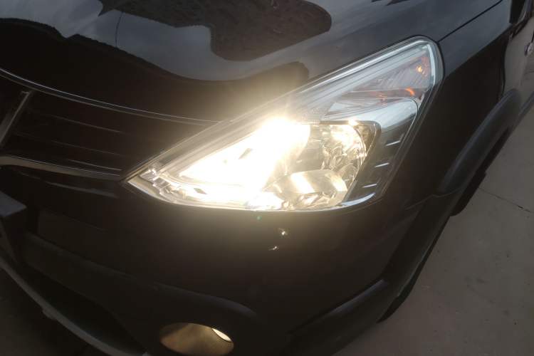 Used Nissan Livina 2013 Jinrui 1.6XL CVT Comfort Edition Left Front Headlight