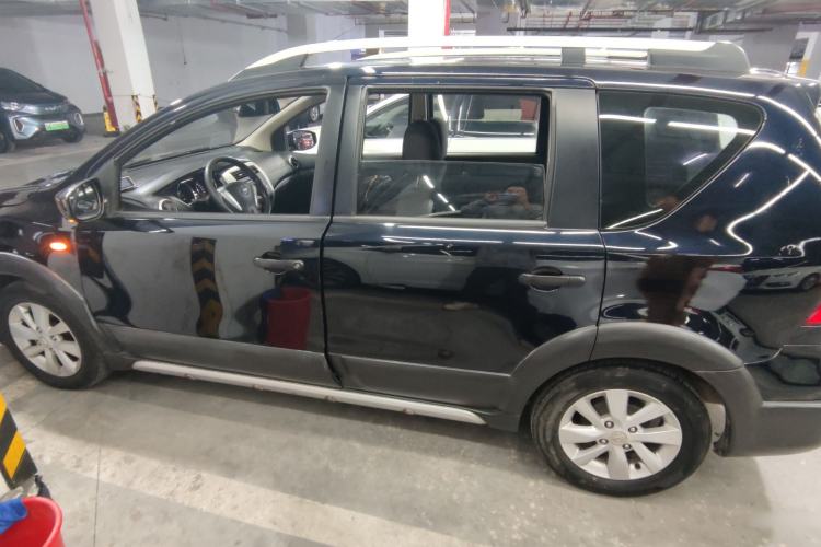 Used Nissan Livina 2013 Jinrui 1.6XL CVT Comfort Edition Left Side