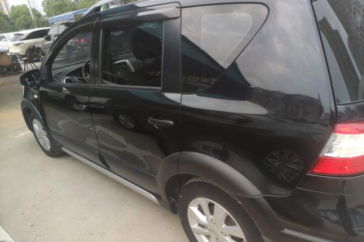 Used Nissan Livina 2013 Jinrui 1.6XL CVT Comfort Edition Left Side