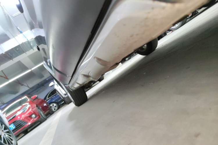 Used Nissan Livina 2013 Jinrui 1.6XL CVT Comfort Edition Right Side Sill