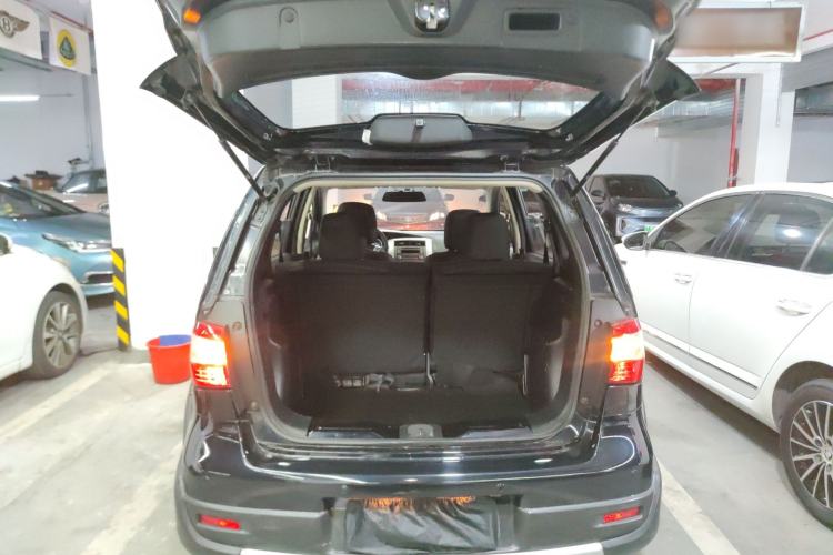 Used Nissan Livina 2013 Jinrui 1.6XL CVT Comfort Edition Trunk