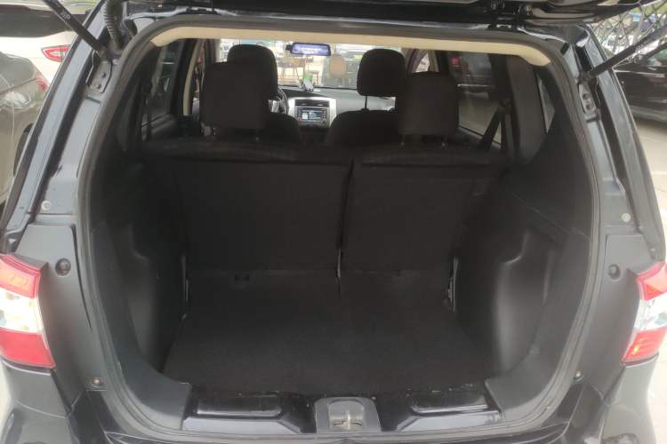 Used Nissan Livina 2013 Jinrui 1.6XL CVT Comfort Edition Trunk