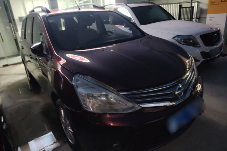 Used Nissan Livina 2013 1.6XE Manual Comfort Edition Front Right 45 Deg