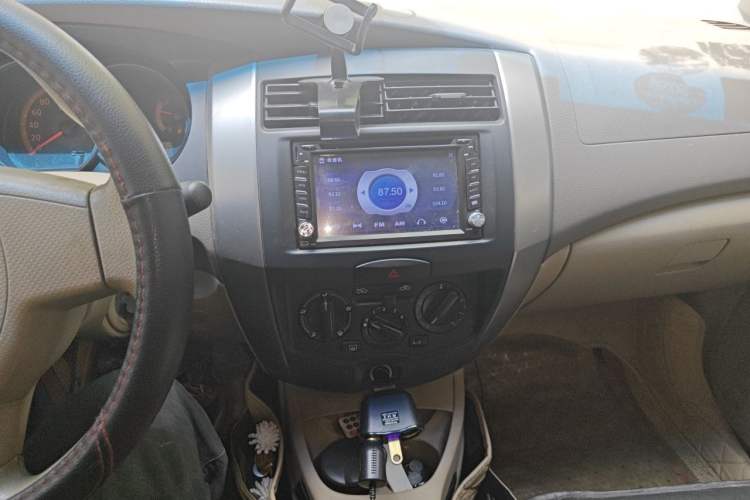 Used Nissan Livina 2007 1.6L Manual All-Around Version Audio And AC Panel