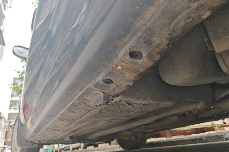 Used Nissan Livina 2007 1.6L Manual All-Around Version Chassis Rear Left