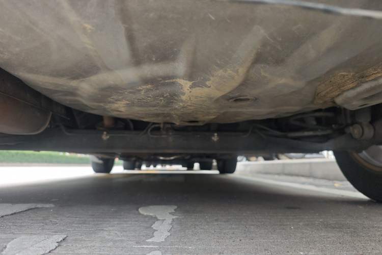 Used Nissan Livina 2007 1.6L Manual Supercharged Model Chassis Rear