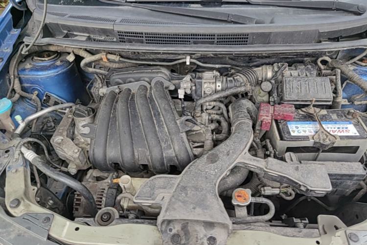 Used Nissan Livina 2007 1.6L Manual Supercharged Model Engine Bay