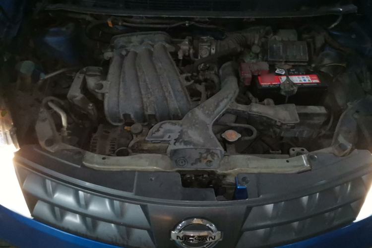 Used Nissan Livina 2007 1.6L Automatic Supercharged Edition Engine Bay
