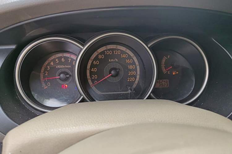 Used Nissan Livina 2007 1.6L Manual Supercharged Model Instrument Cluster