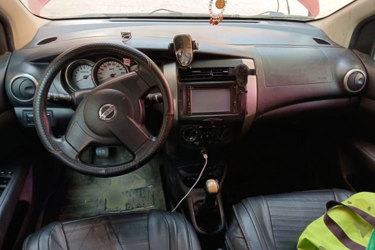 Used Nissan Livina 2007 1.6L Manual Multi-Function Type Center Console
