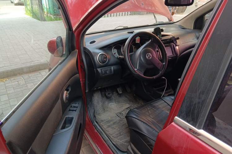 Used Nissan Livina 2007 1.6L Manual Multi-Function Type Driver Seat