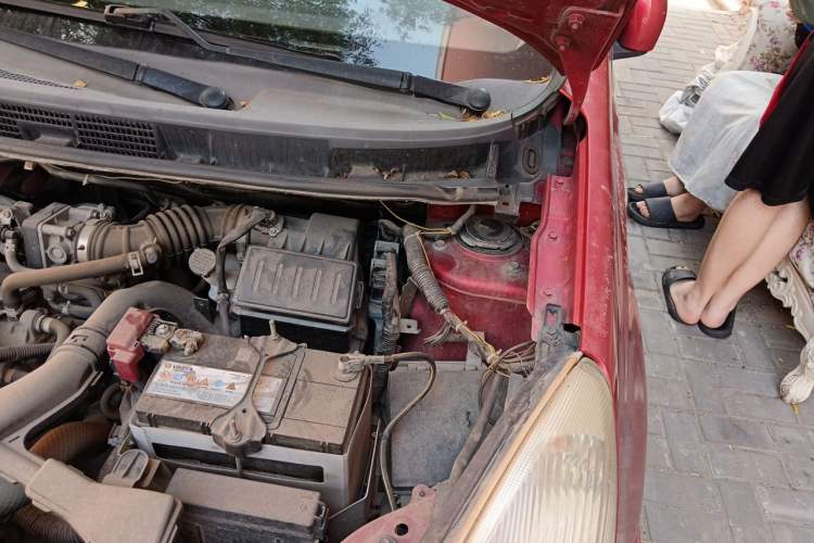 Used Nissan Livina 2007 1.6L Manual Multi-Function Type Engine Bay Left