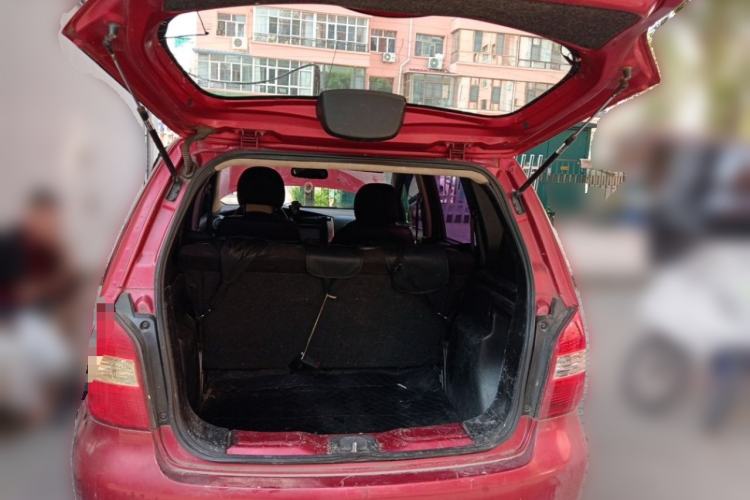 Used Nissan Livina 2007 1.6L Manual Multi-Function Type Trunk