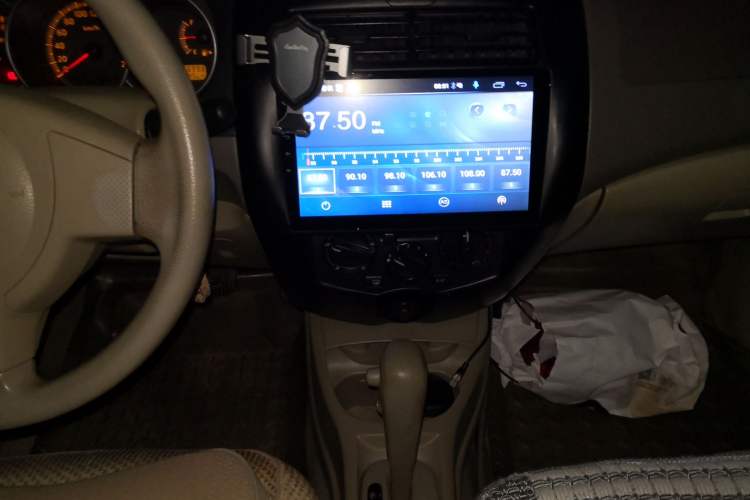 Used Nissan Livina 2007 1.6L Automatic Supercharged Edition Audio And AC Panel