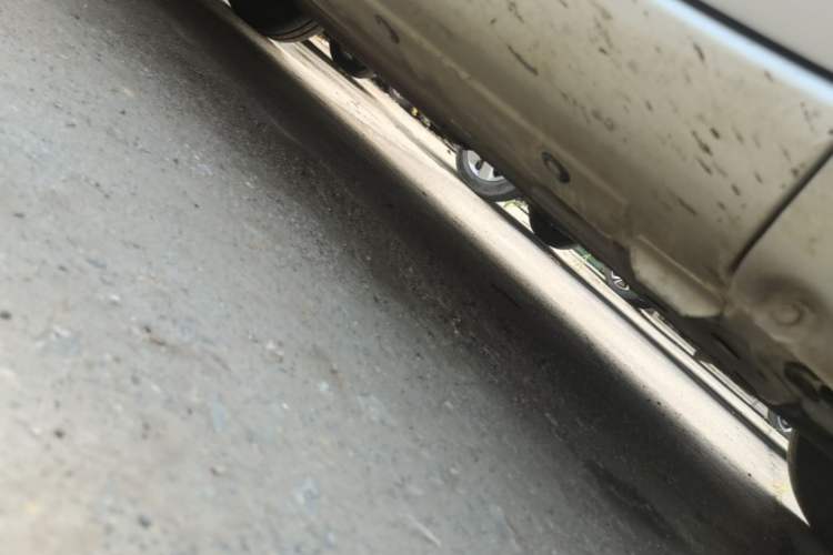 Used Nissan Livina 2007 Revised Version 1.6L Automatic Multi-Functional Type Chassis Front Right