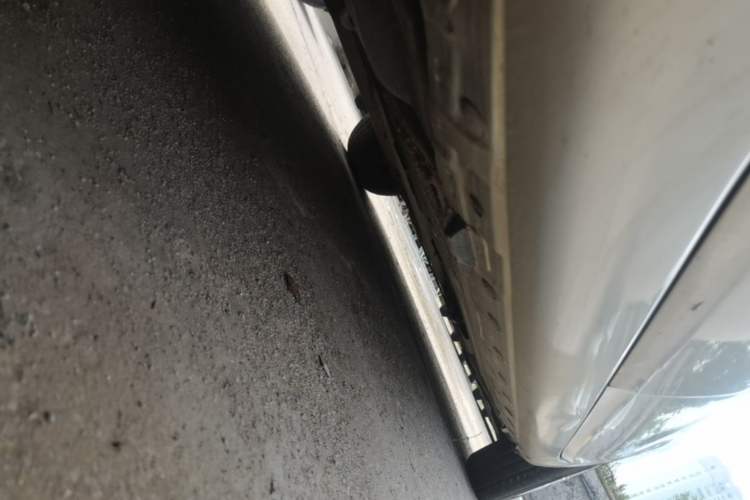Used Nissan Livina 2007 Revised Version 1.6L Automatic Multi-Functional Type Chassis Rear Right