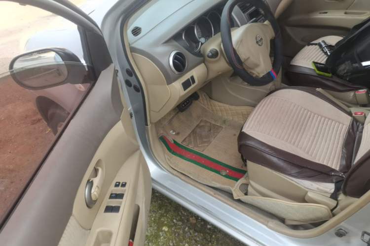 Used Nissan Livina 2007 Revised Version 1.6L Automatic Multi-Functional Type Driver Seat
