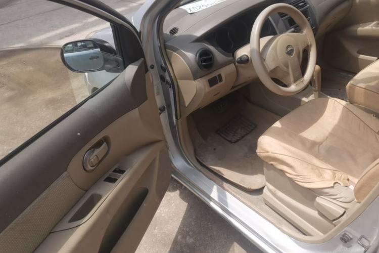 Used Nissan Livina 2007 Revised Version 1.6L Automatic Multi-Functional Type Driver Seat