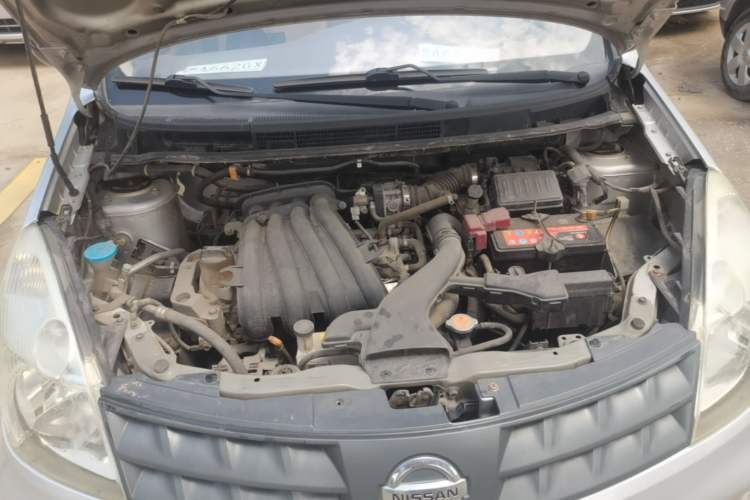 Used Nissan Livina 2007 Revised Version 1.6L Automatic Multi-Functional Type Engine Bay