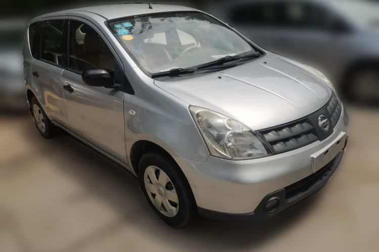 Used Nissan Livina 2007 Revised Version 1.6L Automatic Multi-Functional Type Front Right 45 Deg