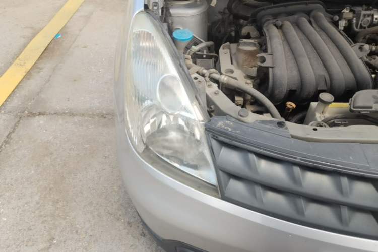 Used Nissan Livina 2007 Revised Version 1.6L Automatic Multi-Functional Type Right Front Headlight