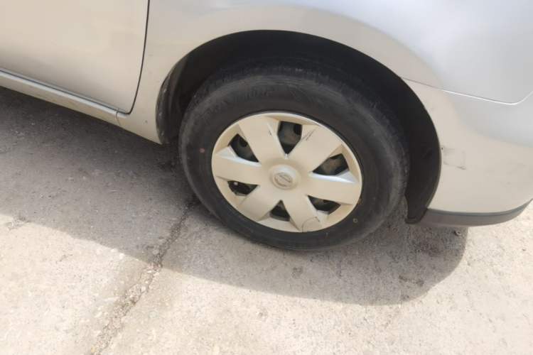 Used Nissan Livina 2007 Revised Version 1.6L Automatic Multi-Functional Type Right Front Wheel Hub