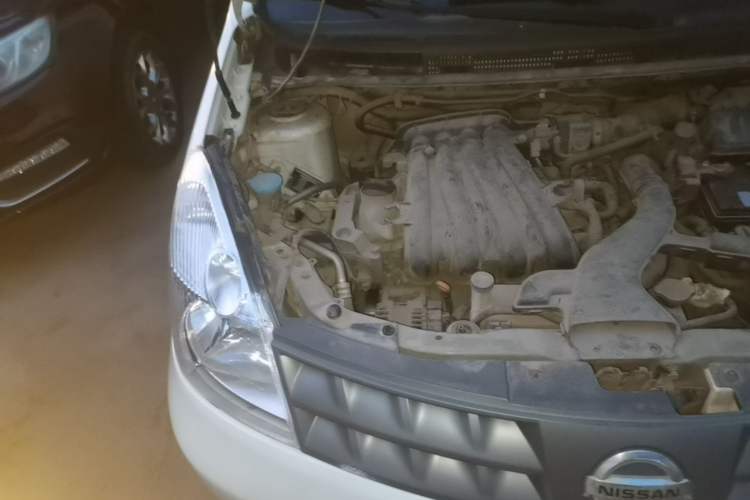 Used Nissan Livina 2007 Revised Version 1.6L Automatic Multi-Functional Type Engine Bay Right