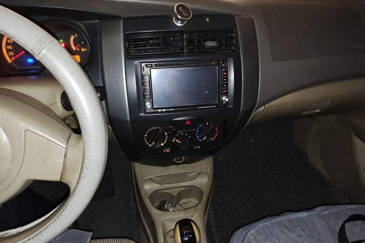 Used Nissan Livina 2007 1.6L Manual Multi-Function Type Audio And AC Panel
