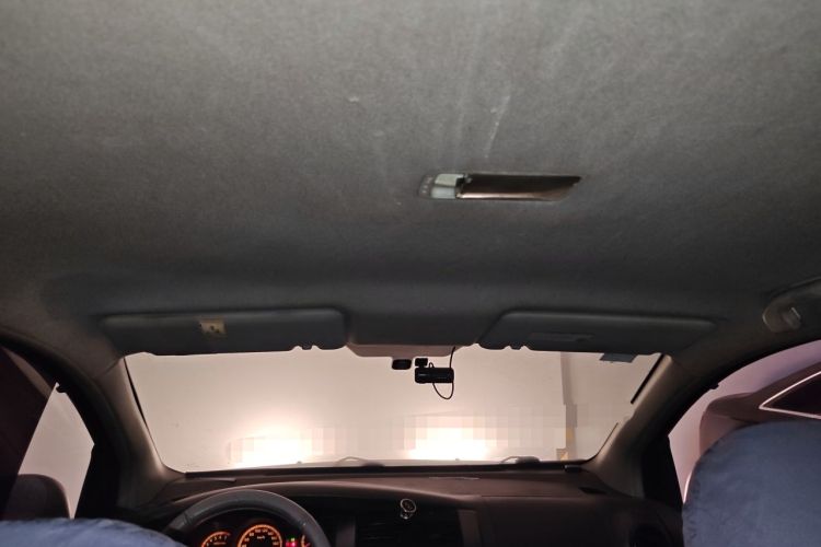 Used Nissan Livina 2007 1.6L Manual Multi-Function Type Headliner