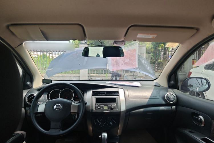 Used Nissan Livina 2008 Jingrui 1.6L Automatic Smart Edition Headliner