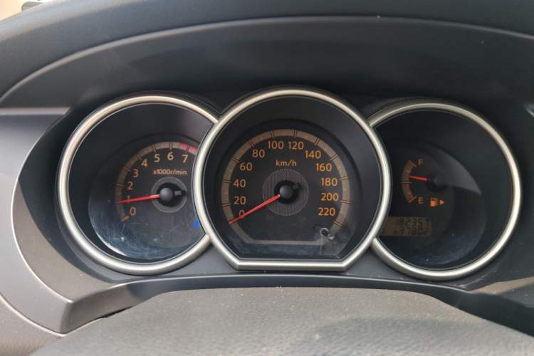 Used Nissan Livina 2008 Jingrui 1.6L Automatic Smart Edition Instrument Cluster