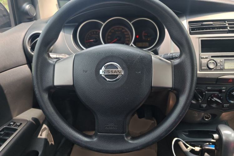 Used Nissan Livina 2008 Jingrui 1.6L Automatic Smart Edition Steering Wheel