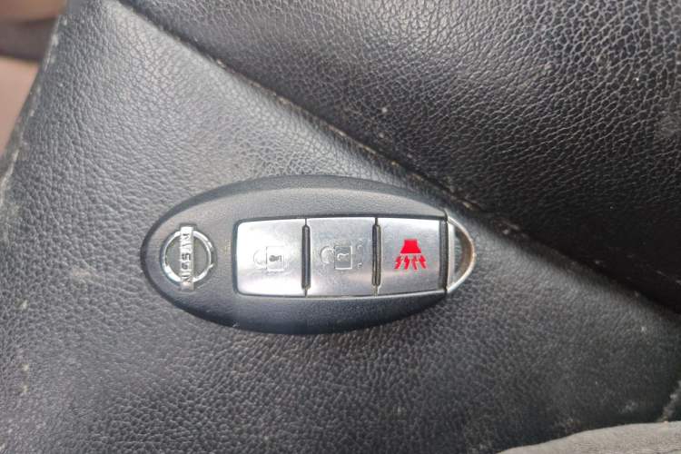 Used Nissan Livina 2008 Jingrui 1.6L Automatic Smart Edition Vehicle Key