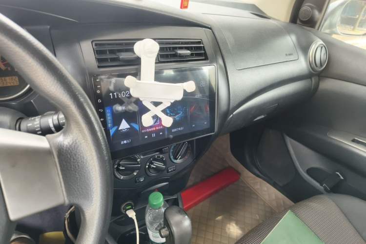 Used Nissan Livina 2008 Jingrui 1.6L Automatic Smart Edition Audio And AC Panel