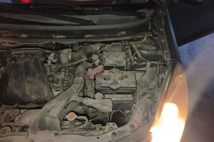 Used Nissan Livina 2008 Jingrui 1.6L Manual Smart Edition Engine Bay Left