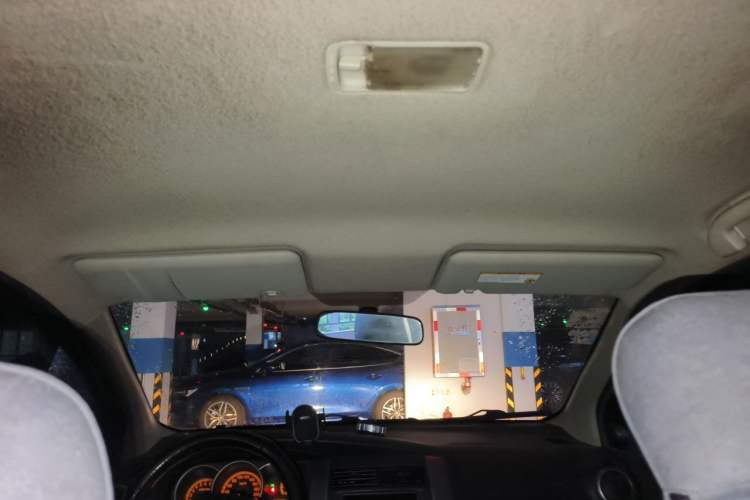 Used Nissan Livina 2008 Jingrui 1.6L Manual Smart Edition Headliner