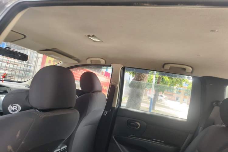 Used Nissan Livina 2008 Jingrui 1.6L Automatic Smart Edition Headliner
