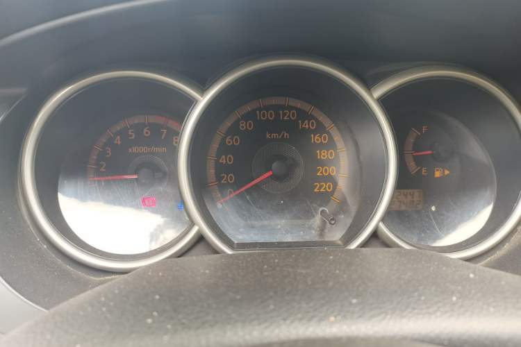 Used Nissan Livina 2008 Jingrui 1.6L Manual Smart Edition Instrument Cluster