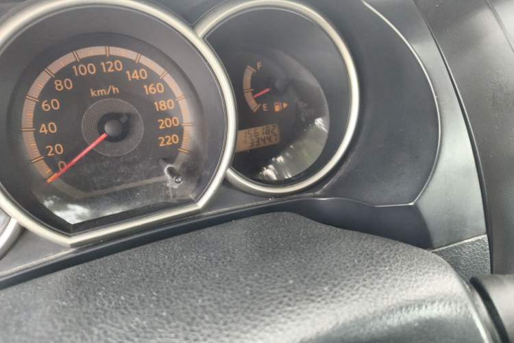 Used Nissan Livina 2008 Jingrui 1.6L Automatic Smart Edition Odometer Close Up