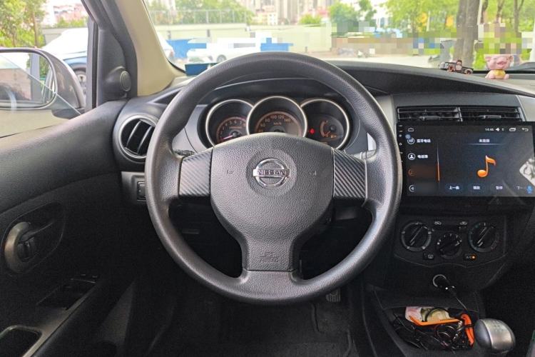 Used Nissan Livina 2008 Jingrui 1.6L Manual Smart Edition Steering Wheel