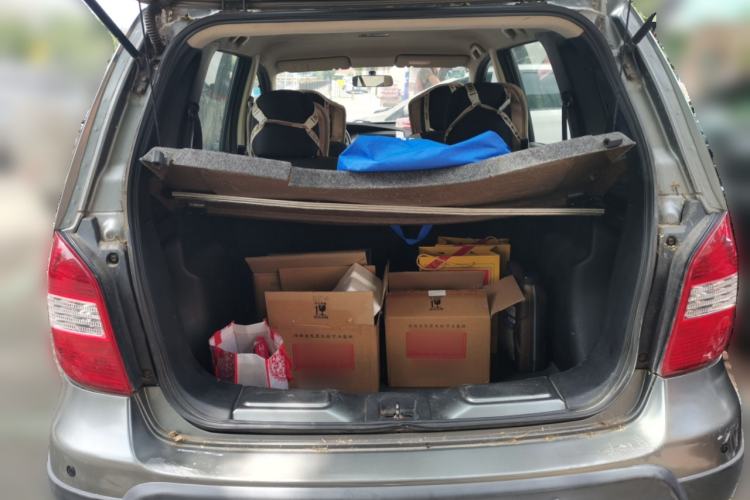 Used Nissan Livina 2008 Jingrui 1.6L Manual Smart Edition Trunk