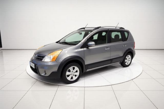 Ojetý Nissan Livina 2008 Jingrui 1.6L Automatic Smart Edition