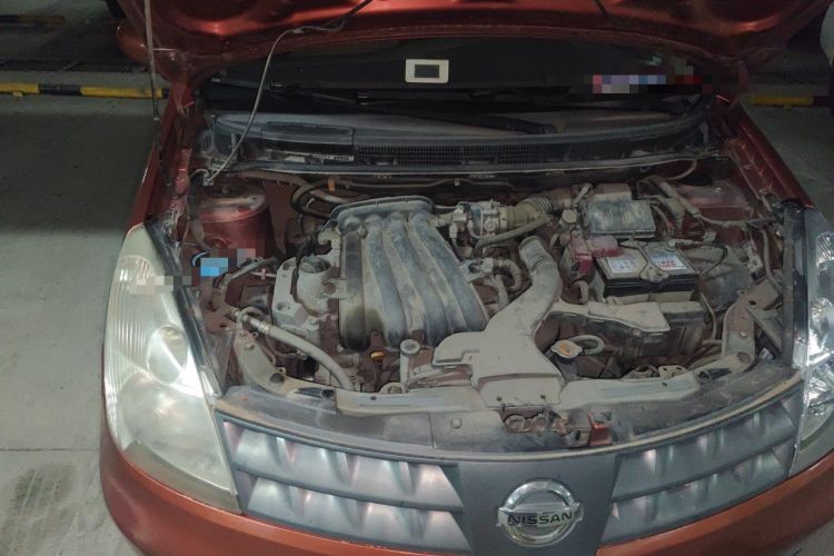 Used Nissan Livina 2008 1.6L Automatic XuanNeng Version Engine Bay Right